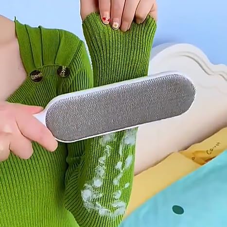 2PCS Lint Brushes for Clothes, Cat Dog Hair Remover for Lundary, Self-Cleaning Lint Remover for Bed Sofa Coat, Best Hair Cleaning Brushes Better Than Lint Roller (Large Blue and Mini Pink)