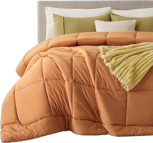 Bedsure Comforter Duvet Insert - Quilted Comforters King Size, All Season Duvet, GentleSoft Down Alternative Bedding, with 8 Tabs, Gifts for Women/Men, Burnt Orange, King 90 x 102 Inches