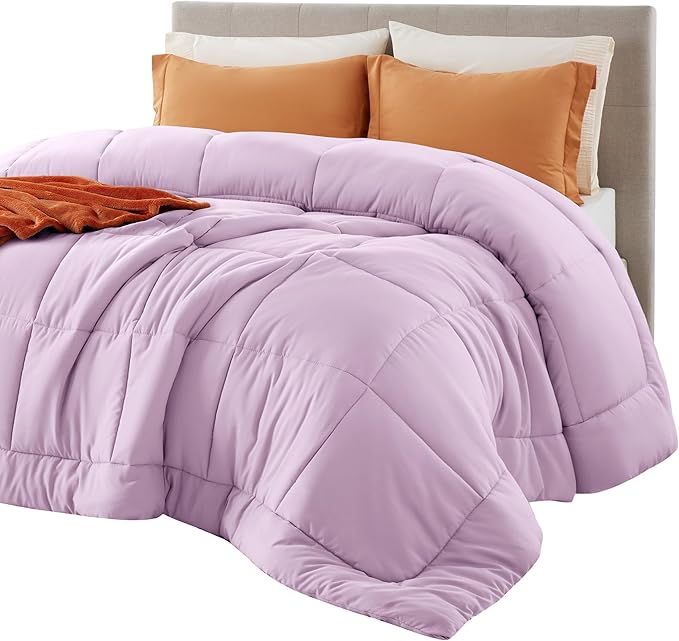 Bedsure Comforter Duvet Insert - Quilted Comforters King Size, All Season Duvet, GentleSoft Down Alternative Bedding, with 8 Tabs, Gifts for Women/Men, Light Purple, King 90 x 102 Inches