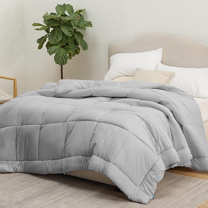 Bedsure Comforter Duvet Insert - Quilted Comforters Twin Size, All Season Duvet, GentleSoft Down Alternative Bedding, with 8 Tabs, Gifts for Women/Men, Light Grey, Twin 88 x 68 Inches