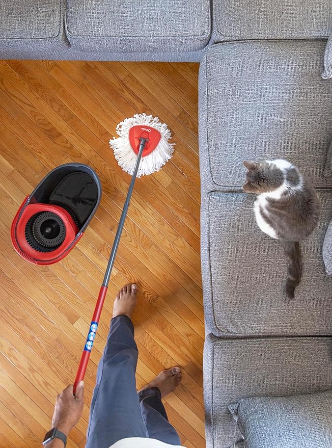 O-Cedar Easywring Microfiber Spin Mop & Bucket Floor Cleaning System with 1 Extra Refill,Red / Gray