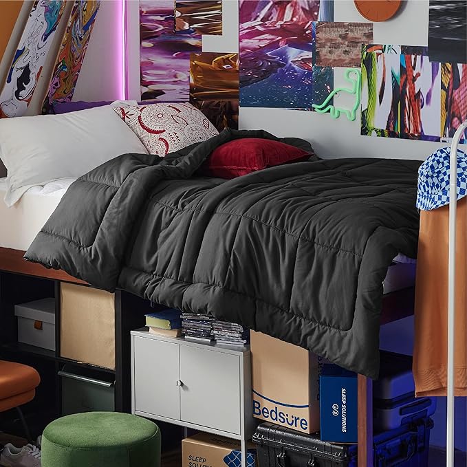 Bedsure Comforter Duvet Insert - Quilted Comforters Twin Size, All Season Duvet, GentleSoft Down Alternative Bedding, with 8 Tabs, Gifts for Women/Men, Black, Twin 88 x 68 Inches